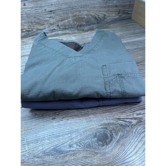 Set of Carhartt Women’s Size Medium Grey V-Neck Stretch Scrubs Pullover Top‎ - Picture 16 of 16